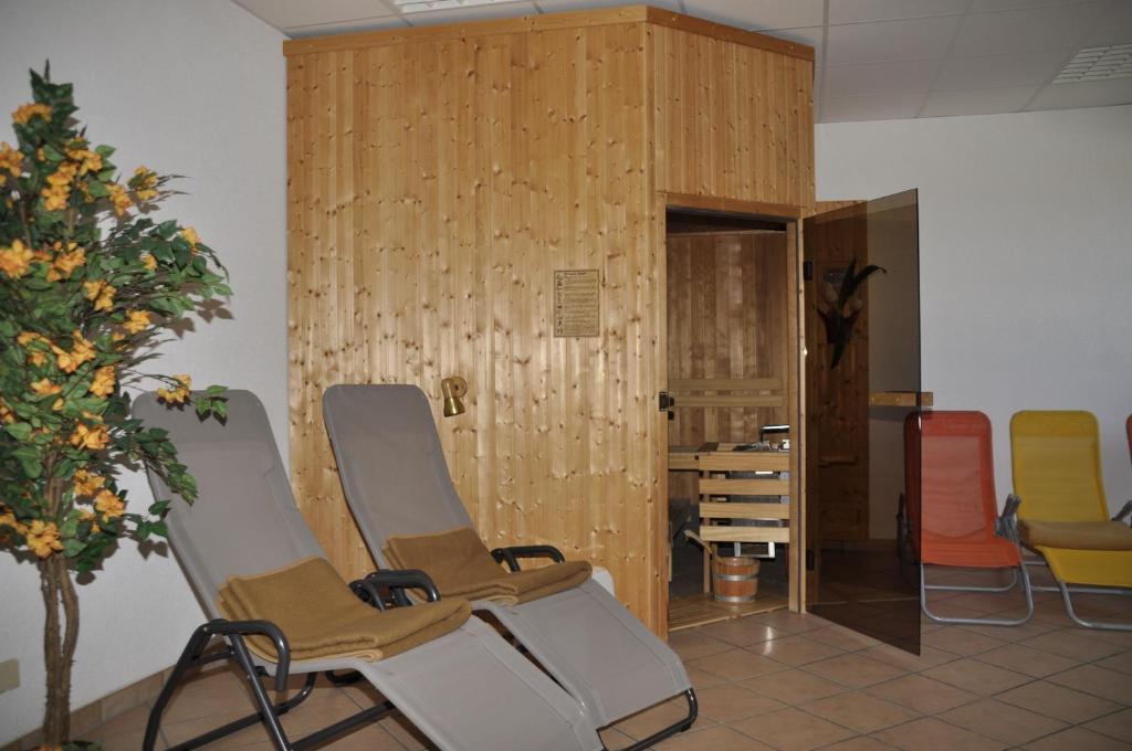 Rennsteighotel Herrnberger Hof Neuhaus am Rennweg Esterno foto