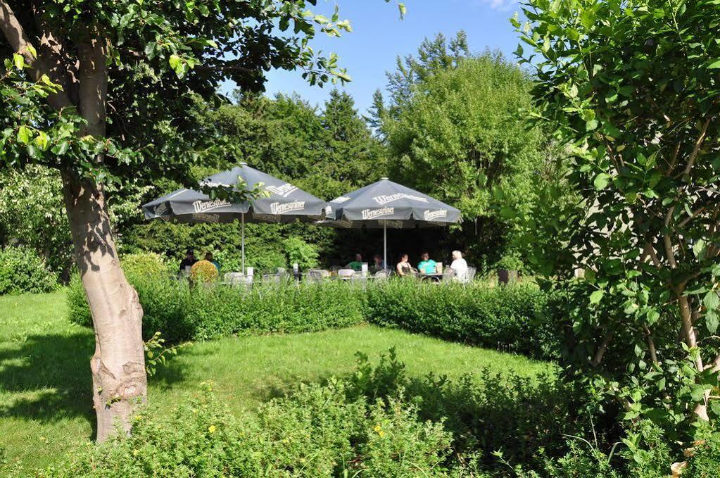 Rennsteighotel Herrnberger Hof Neuhaus am Rennweg Esterno foto